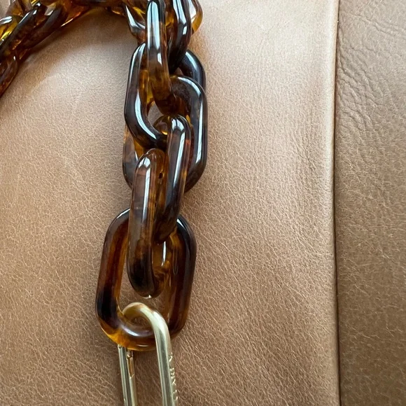 Clare V. Tortoise Chain Strap - Picture 4 of 8
